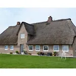 Дом отдыха Deichhaus Bullerbue Дагебюлль